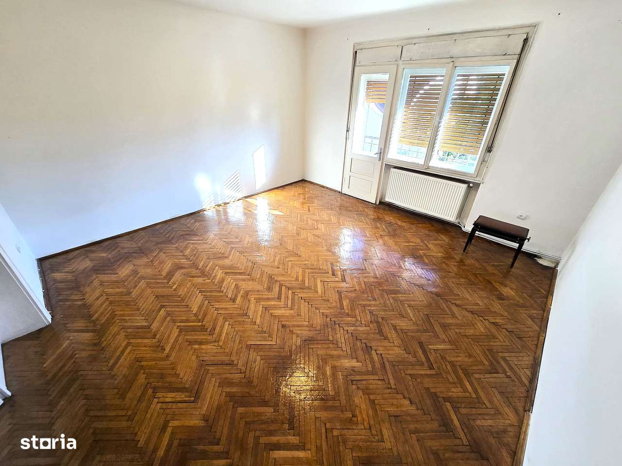 Apartament 3 camere, garaj si teren – Str. Simion Barnutiu nr. 3, Et 1-4