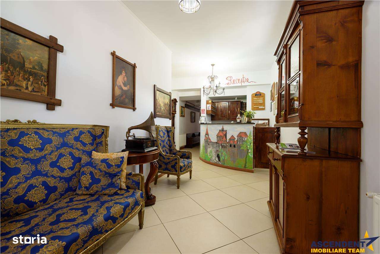 Langa Castelul Bran: Pensiune + restaurant + transfer afacere activa - Imagine principală: 4/20