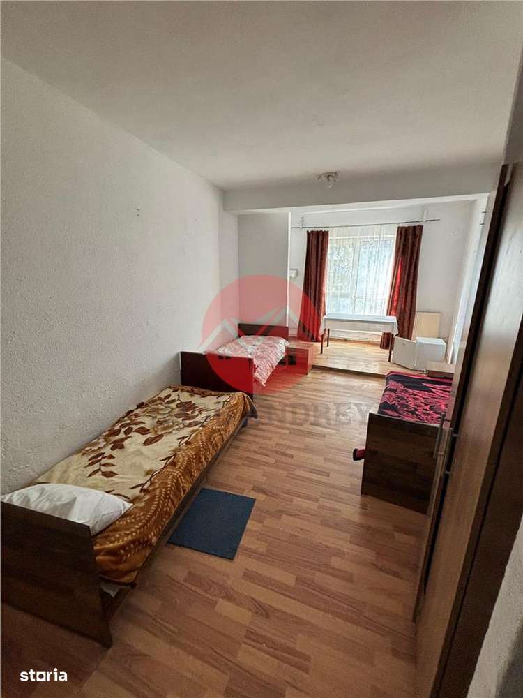 Cazare Muncitori Langa Lac Capacitate 60 de persoane - Imagine principală: 2/4