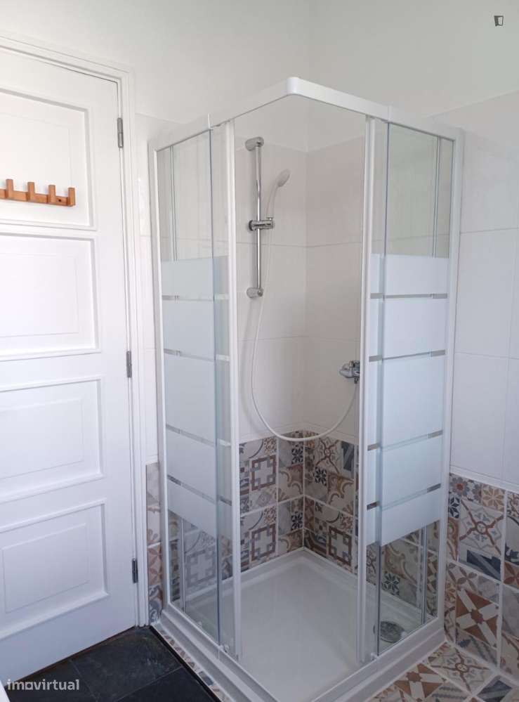 Quarto - localizado em Carcavelos Lisbon - Grande imagem: 3/17