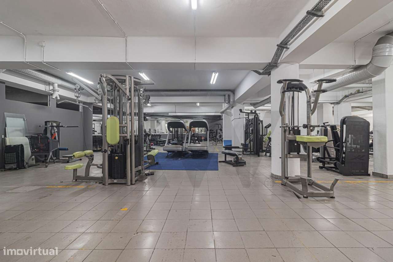 Garagem com 1016m2 utilizada para serviços | Mina D'Água - Grande imagem: 3/28