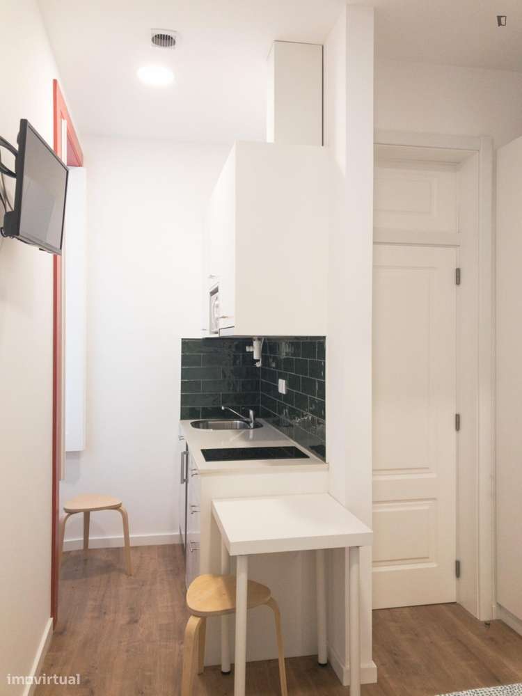 Estúdio - localizado em Alta Universitária Coimbra - Grande imagem: 4/5