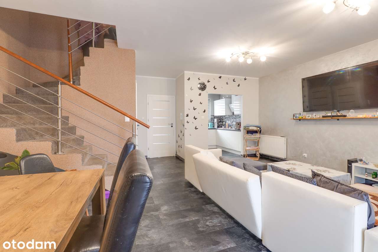 Dąbrowa ul. Graniczna. Kominek. Basen. Pomieszczenie gospodarcze - Pełny obrazek: 2/15