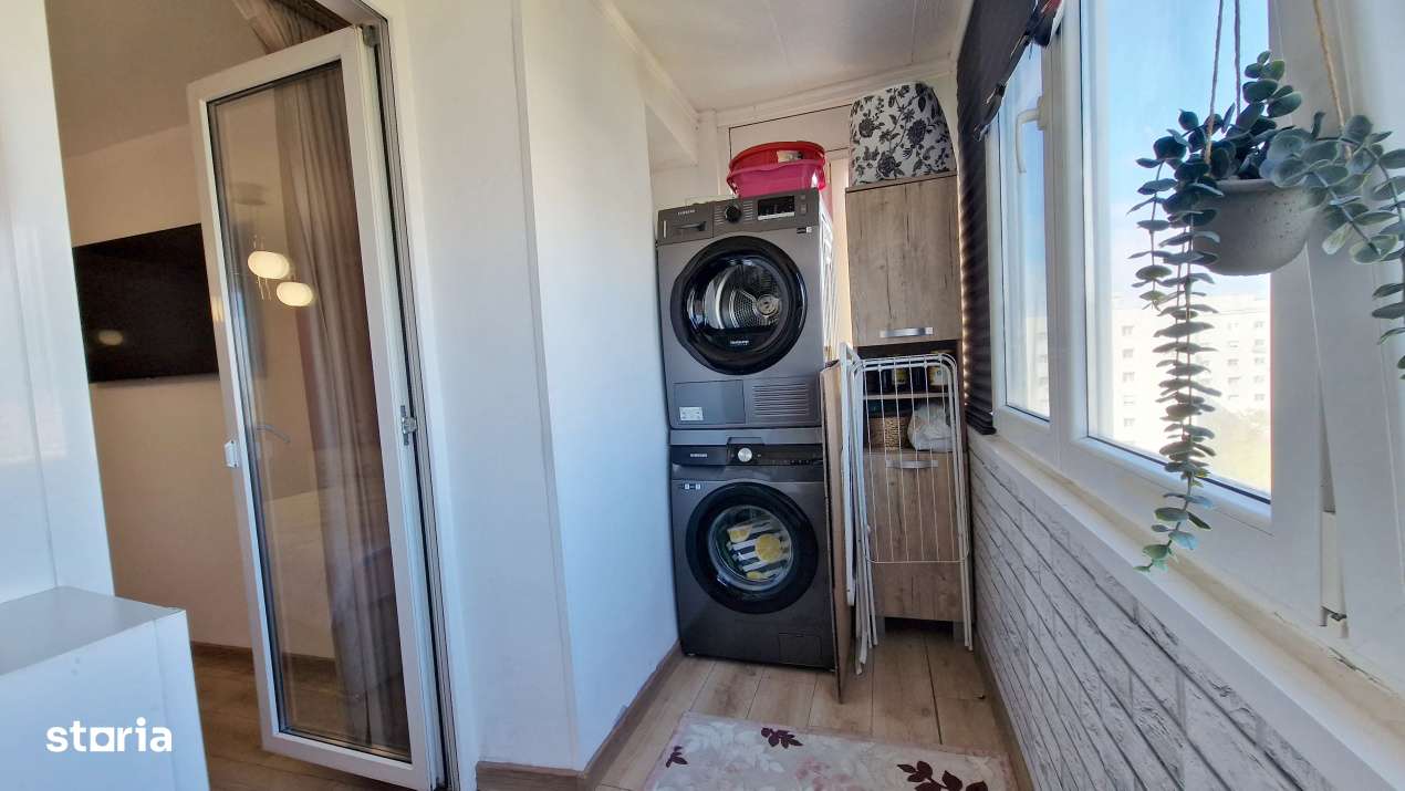 Apartament cu 4 camere la gura de metrou 1 Decembrie.-8