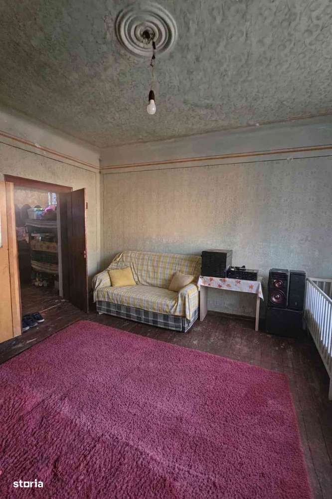 Casa de vanzare sat Rogoz-12