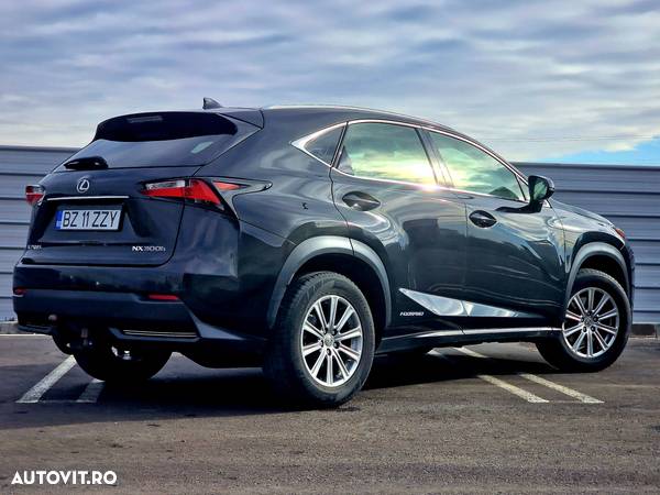 Lexus Seria NX 300h AWD Business Plus - 2