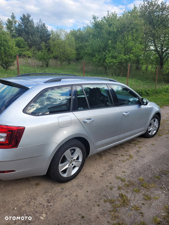 Skoda Octavia 1.6 TDI Ambition - 12