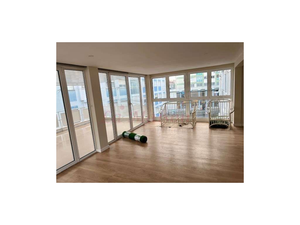 Apartamento T3 em Odivelas Centro - Grande imagem: 5/27