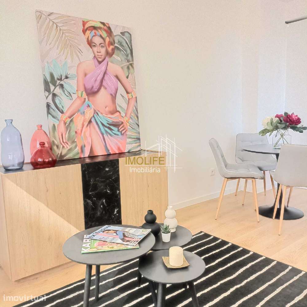 Apartamento T3 totalmente remodelado em Benfica-17