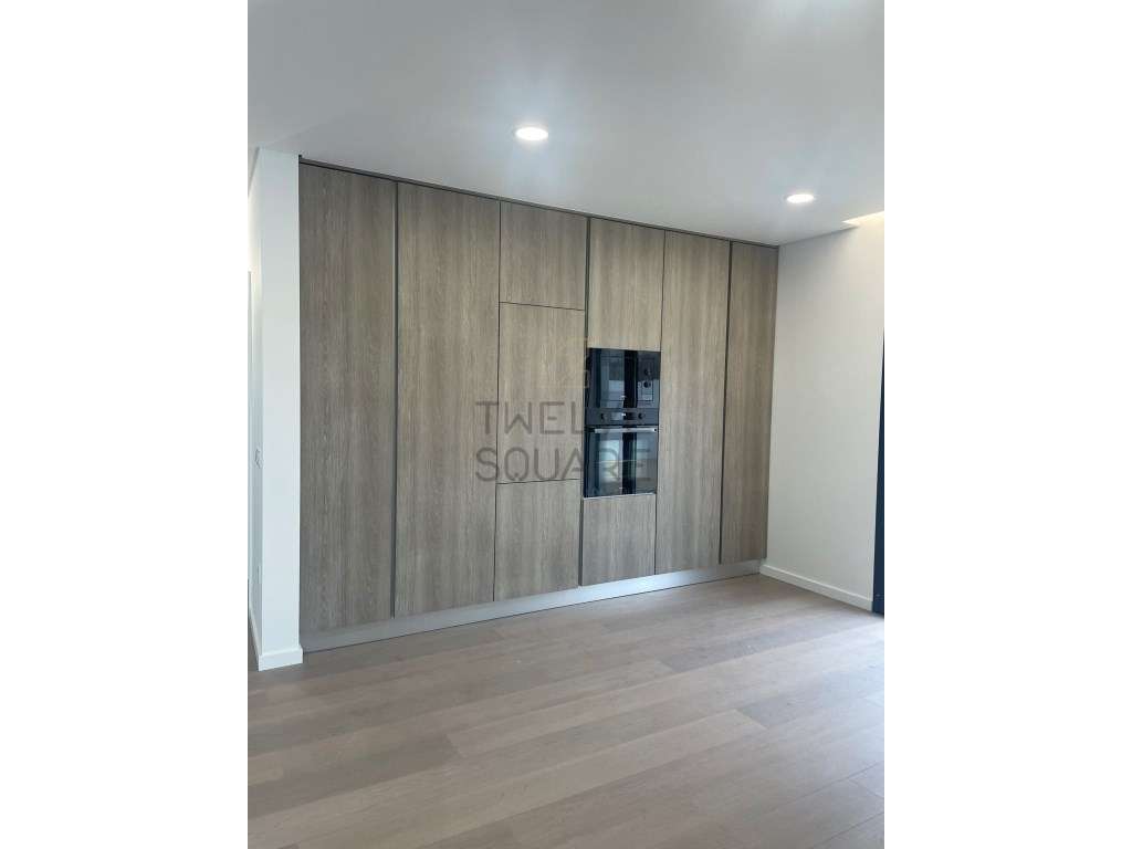 Moradia T3 em construção em Porto de Mós - Grande imagem: 4/16