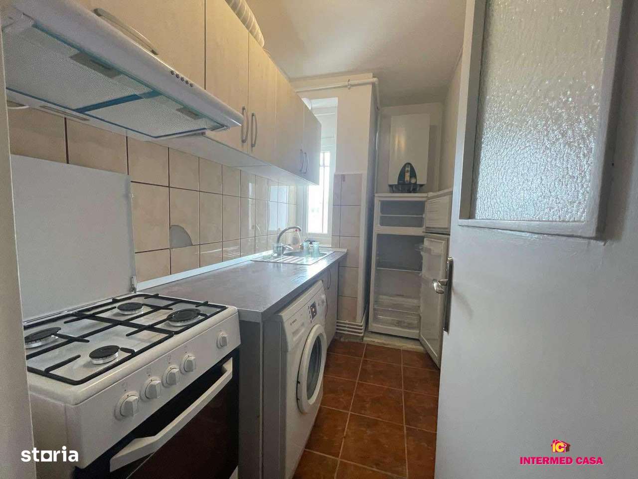 Apartament de vanzare 2 camere decomandat zona Mihai Viteazul-6