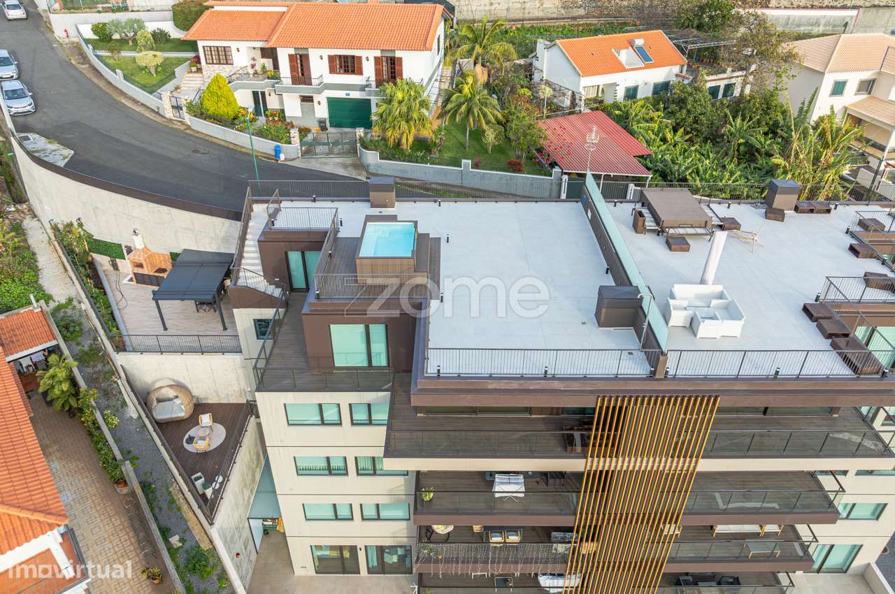 Luxuosa Penthouse T2| Funchal| Vista Mar| - Grande imagem: 4/47