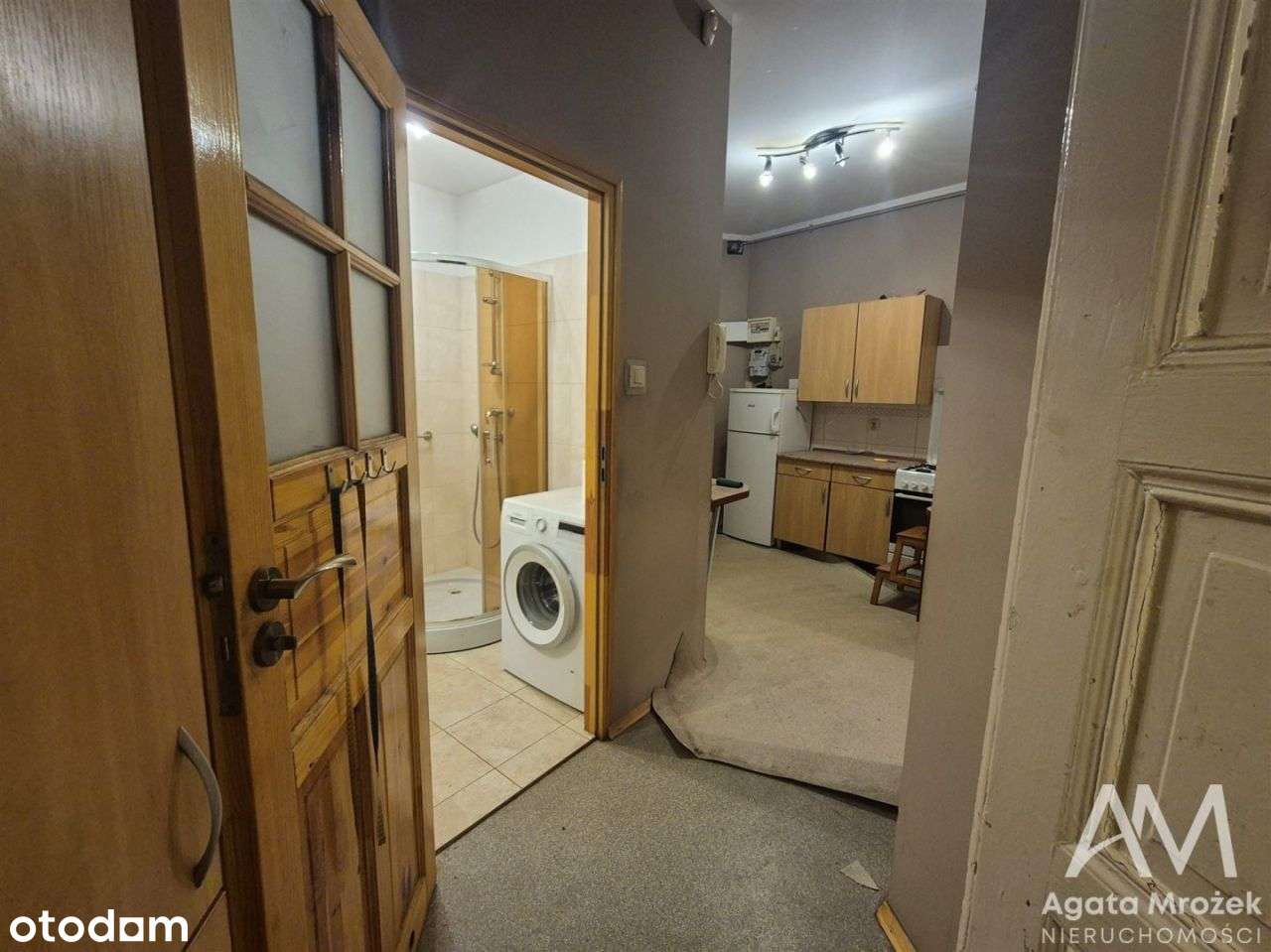 Piękna kamienica,mieszkanie z ogromnym potencjałem-10