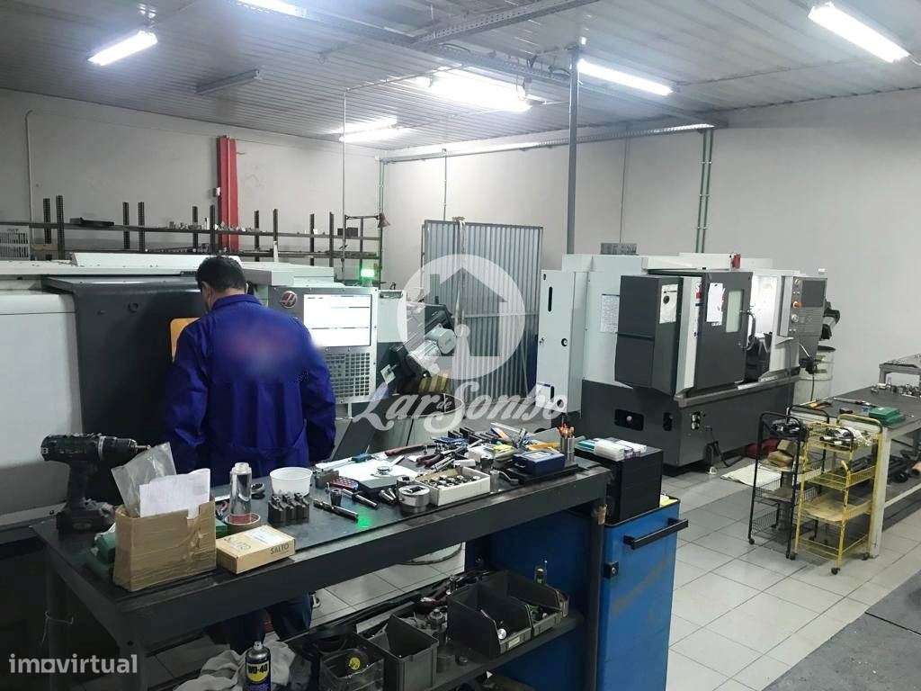 Pavilhão industrial c/ 1.226m2 em Calendário, Vila Nova de Famalicão! - Grande imagem: 3/5