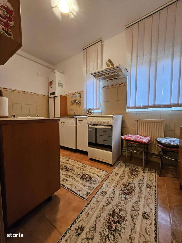 Apartament 2 camere - Drumul Taberei  Valea Cricovului - bloc 2008-10