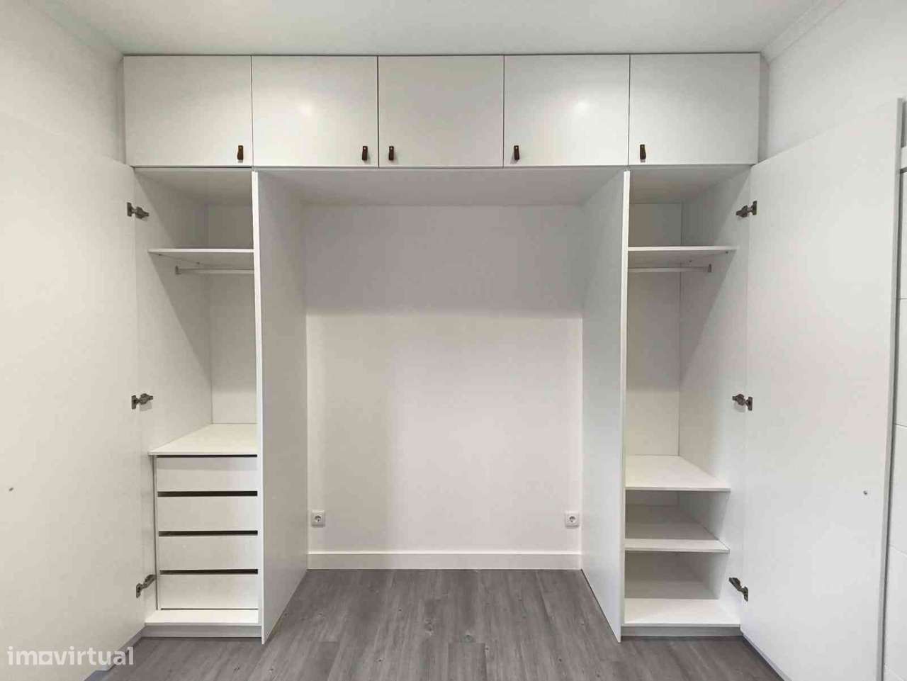 T2 80m² com logradouro 128m² - Grande imagem: 5/35