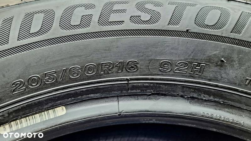 Bridgestone Blizzak LM100 205/60R16 92H Z66A - 7