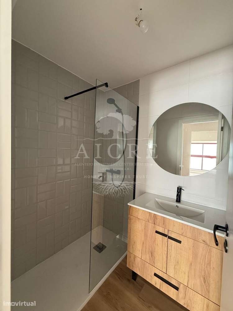 Apartamento T3 Totalmente Remodelado | Horta das Figueiras – Évora-4