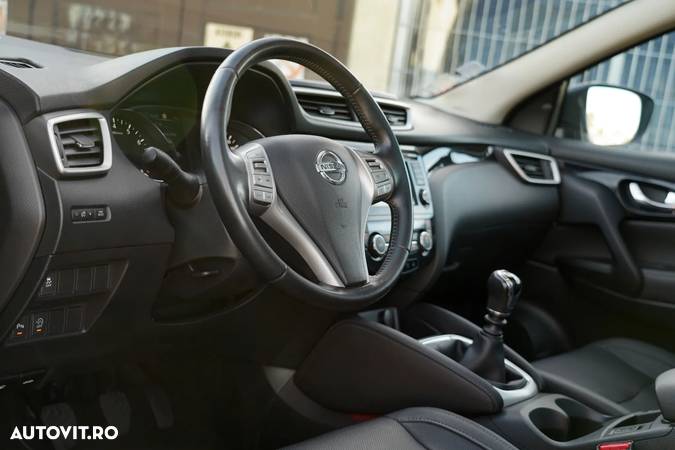 Nissan Qashqai 1.2 DIG-T Start/Stop Tekna - 25