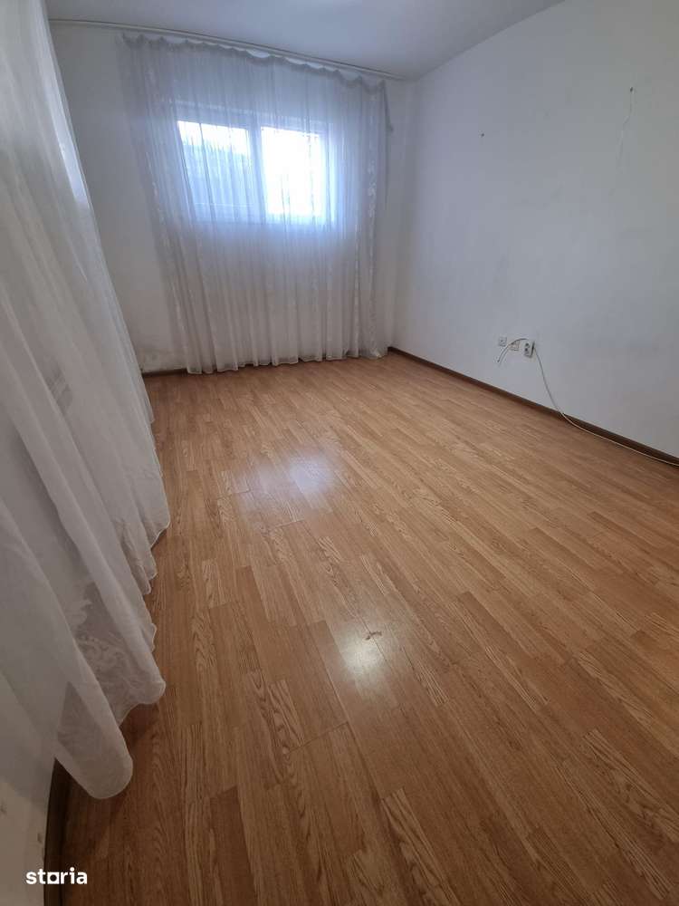 Apartament 2 camere decomandat, parcare, metrou Berceni 10 min-5