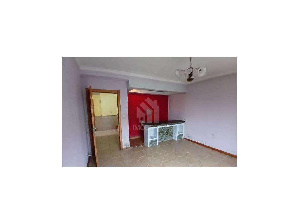 Moradia individual T4 situada em Alijó, no distrito de Vila Real - Grande imagem: 5/17