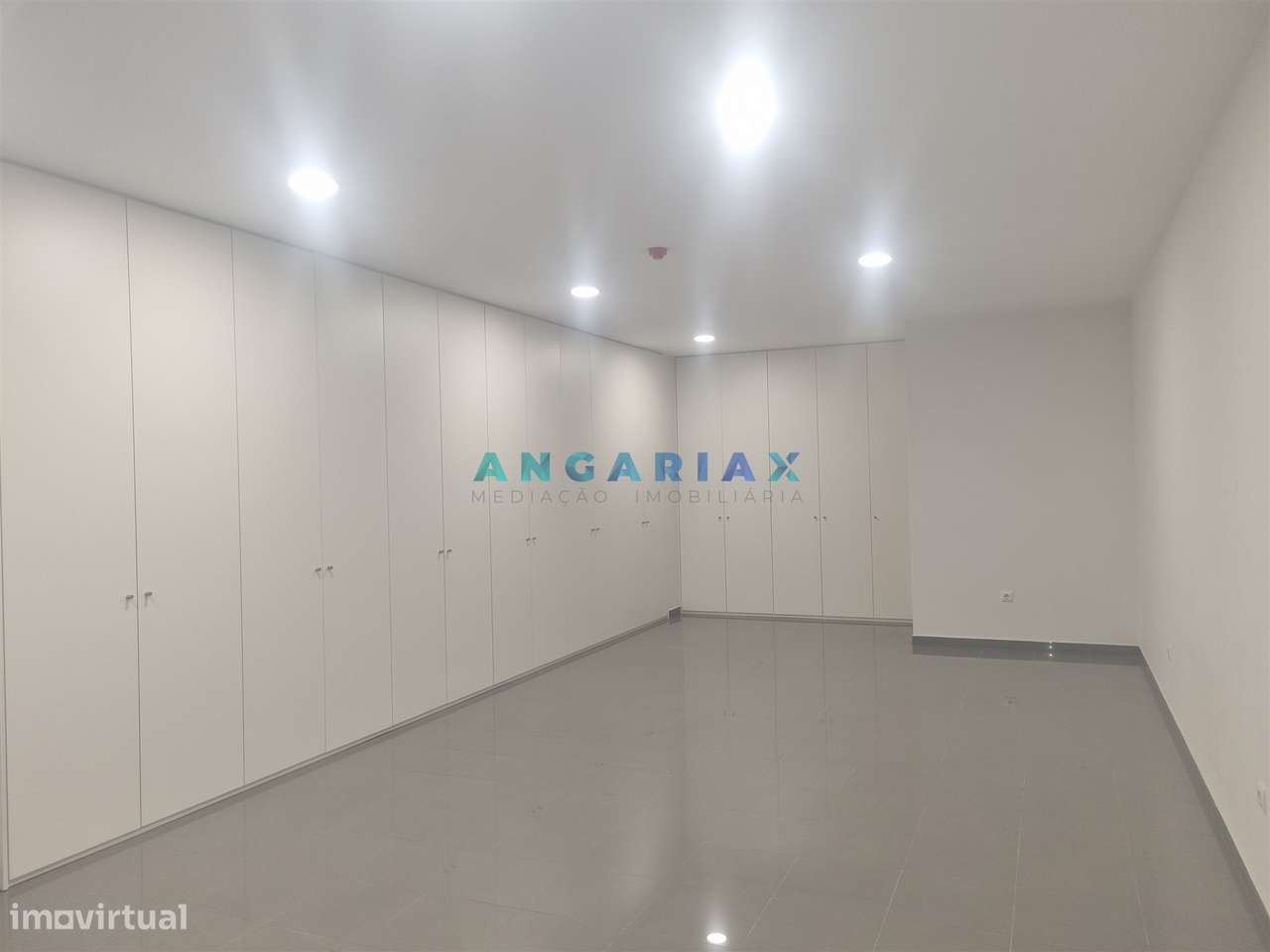 ANG1561 - Loja para Arrendamento em Beira-Rio, Leiria - Grande imagem: 2/11