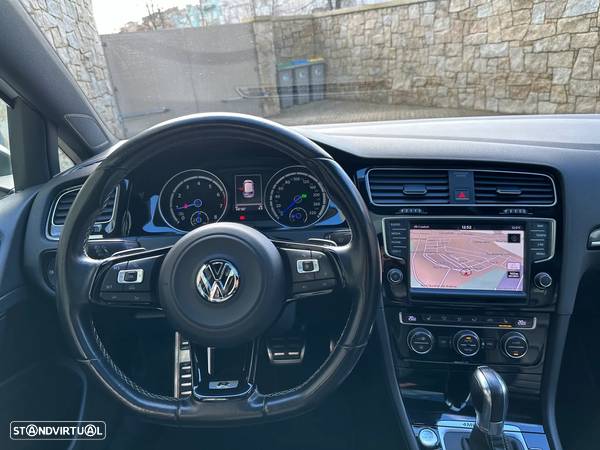 VW Golf R 4Motion BlueMotion DSG - 18