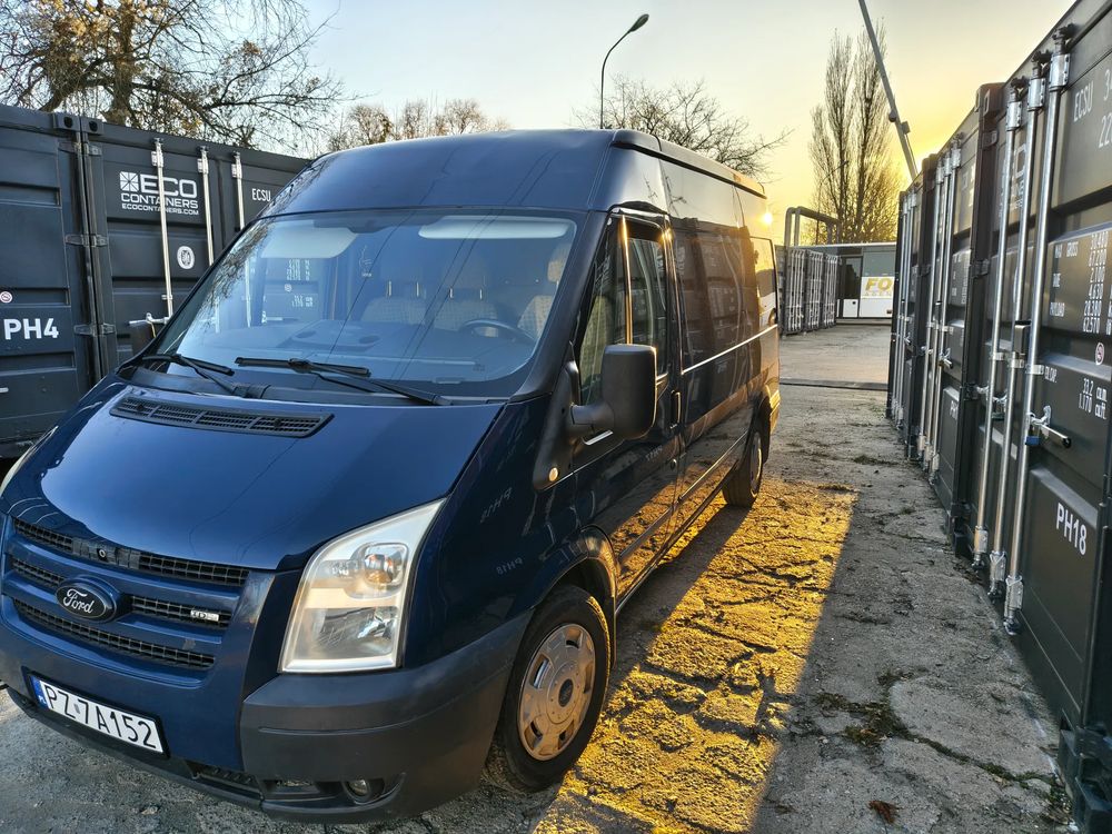 Ford Transit 2011