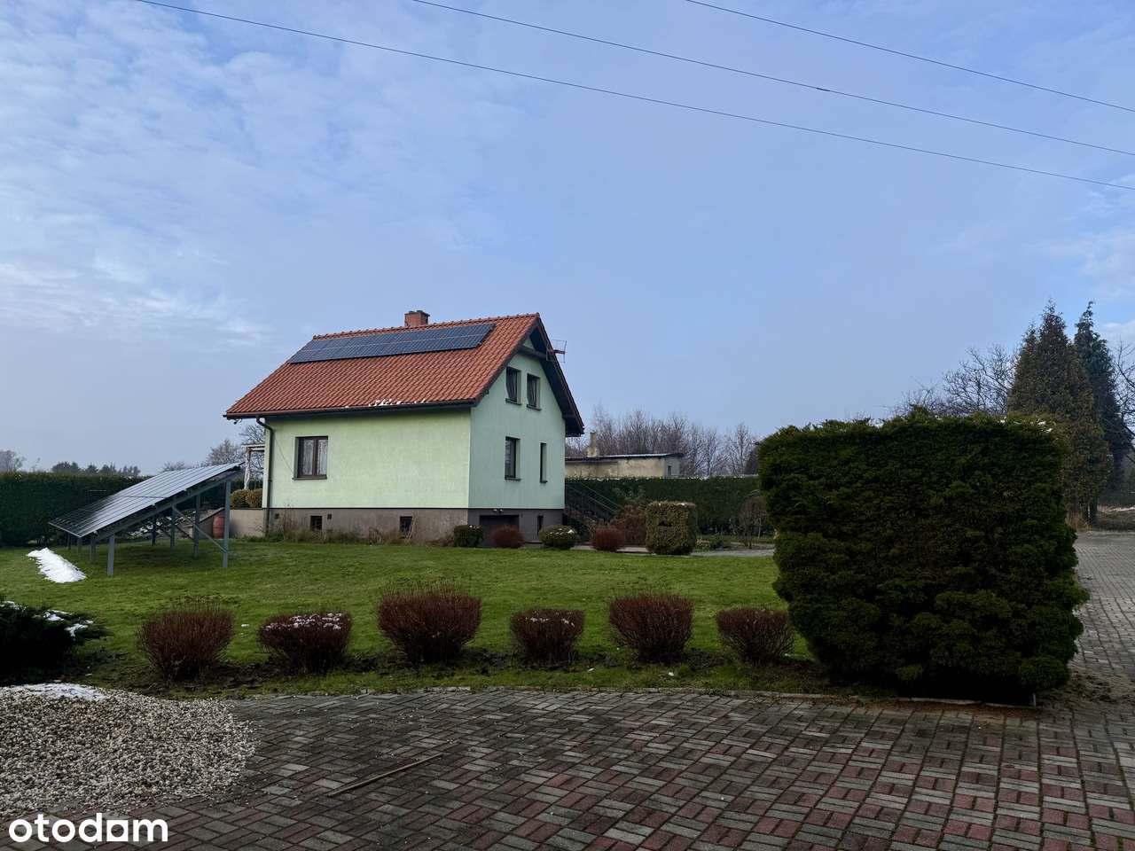 Atrakcyjna oferta! Dwa domy, garaż, fotowoltaika na dużej działce-3