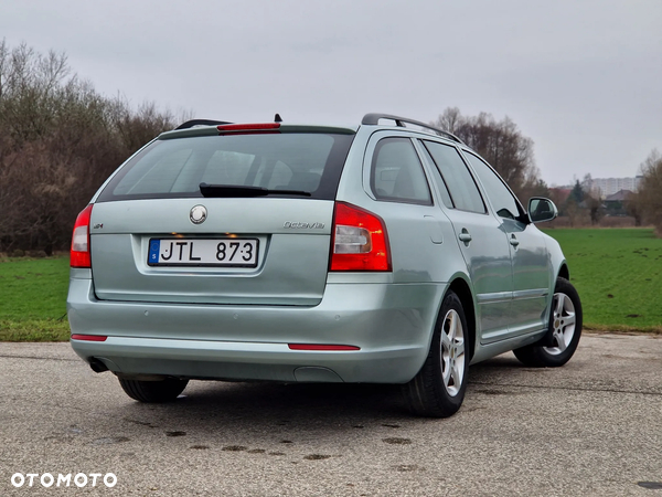 Skoda Octavia 1.6 - 3