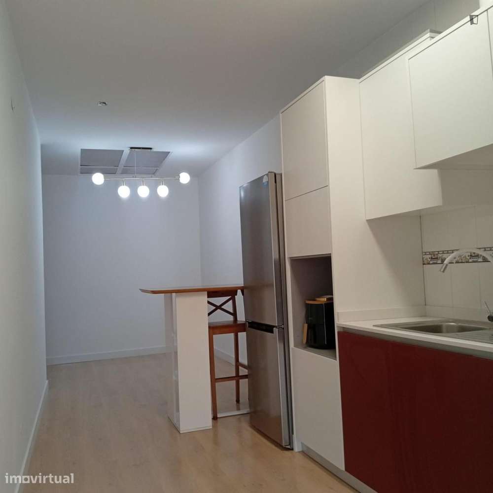 Quarto - localizado em Paranhos Porto - Grande imagem: 4/16