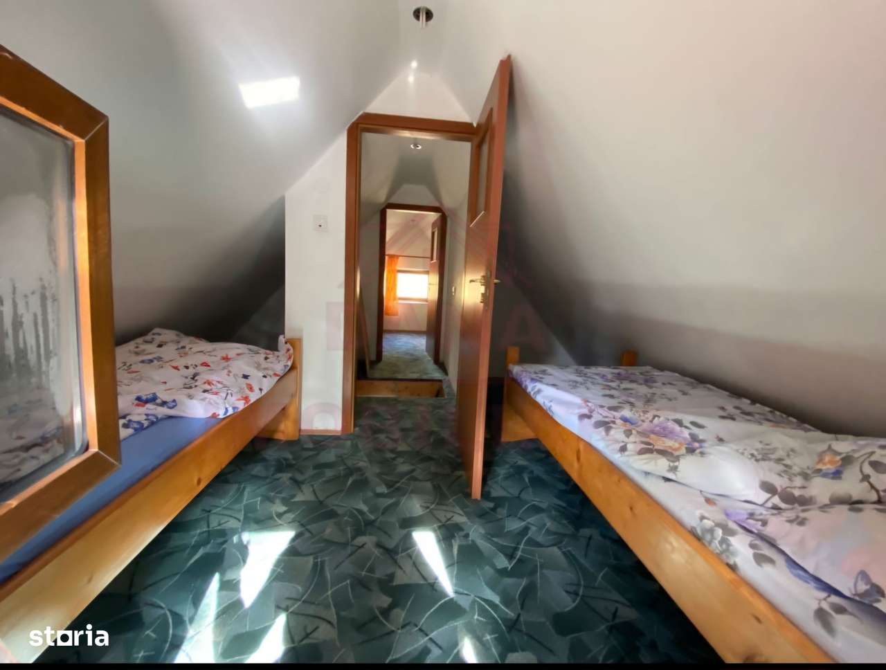 CASĂ\ VILĂ 6 CAMERE, LA MUNTELE MIC,JUD. CARAȘ-SEVERIN\ COMISION 0%-3