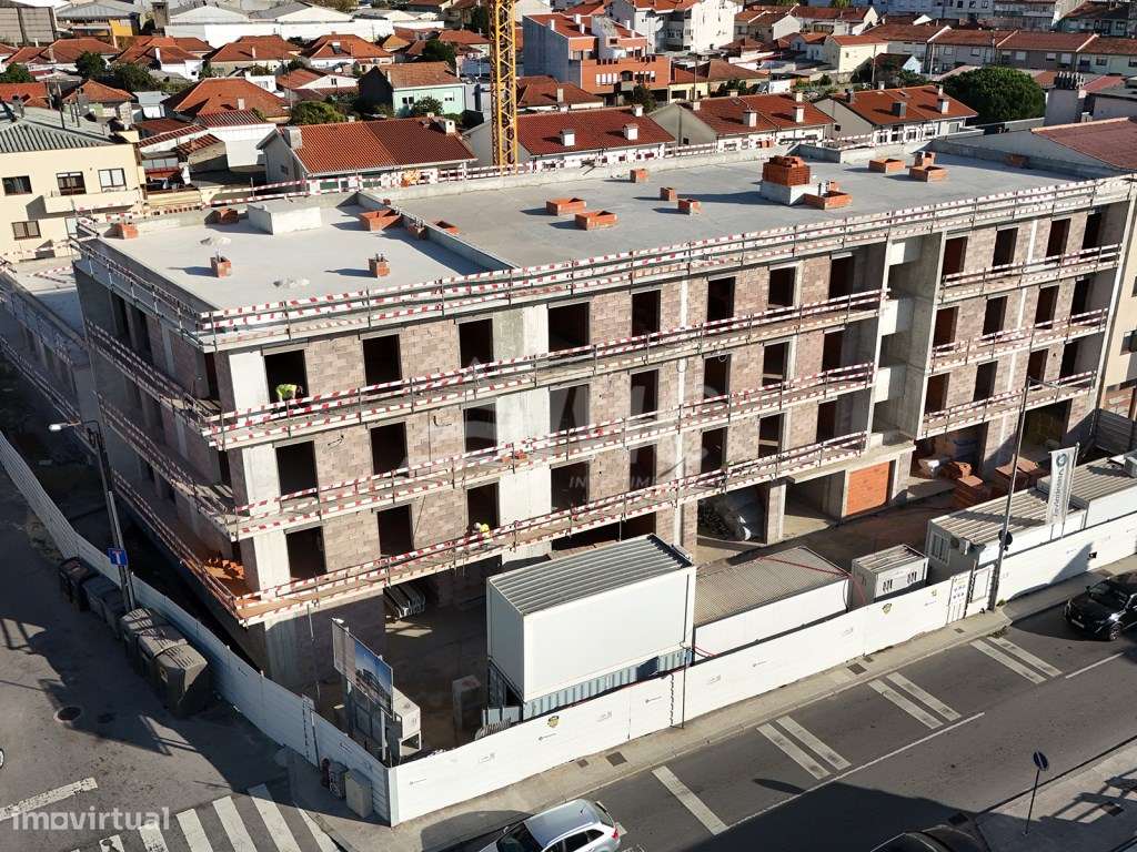 Espaço Comercial em local estratégico c/ ótimos acessos - Grande imagem: 4/14