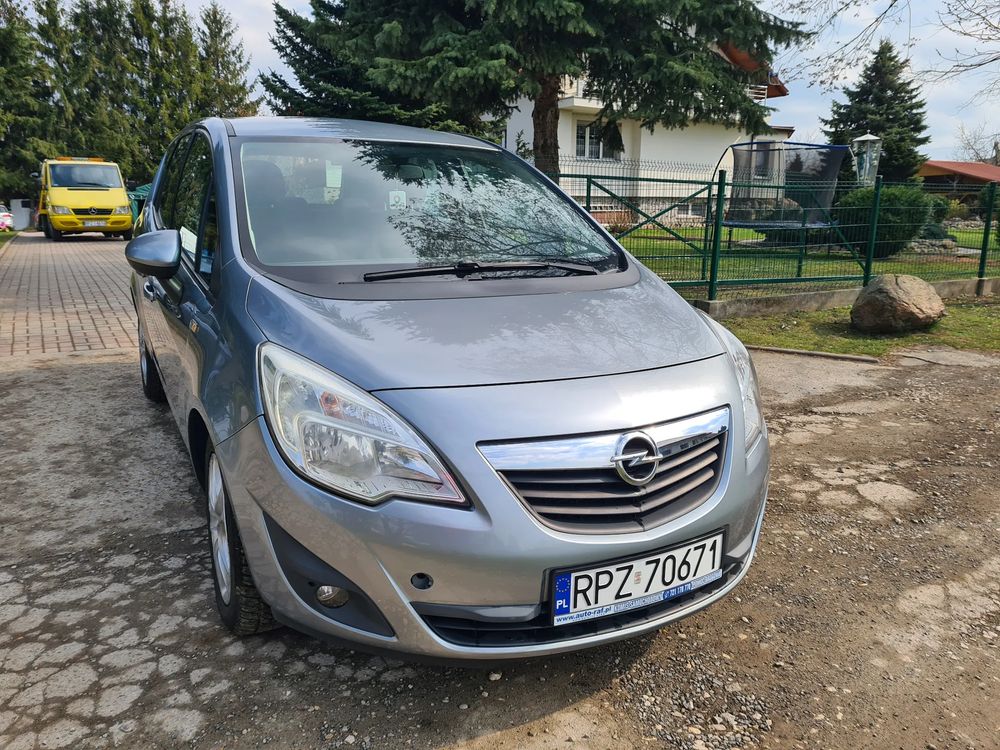 Opel Meriva II 2010