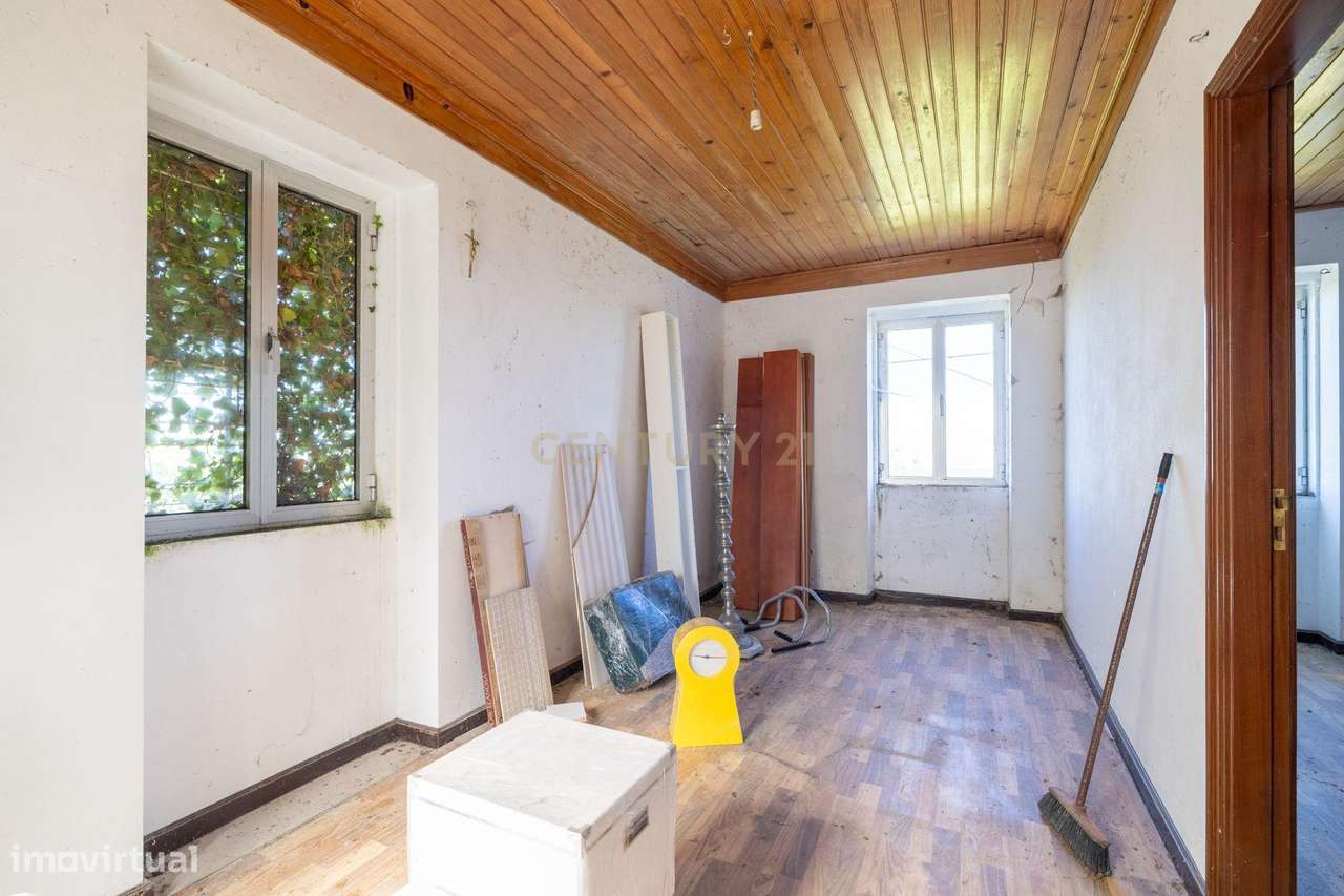 Moradia para Reabilitação com Terreno +1.000 m² | Vista sobre a Ria de-19