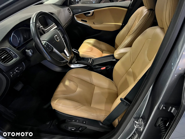 Volvo V40 CC D3 Drive-E SCR Dynamic Edition - 3