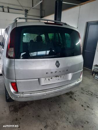 Dezmembrez Renault Espace - 3