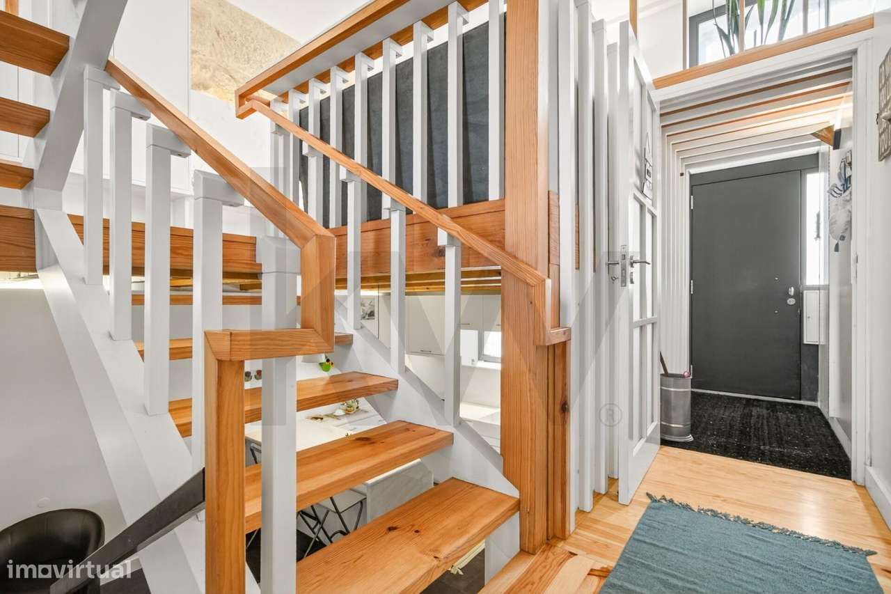 Moradia T3 com jardim junto ao Marquês e Quinta do Covelo - Grande imagem: 2/51