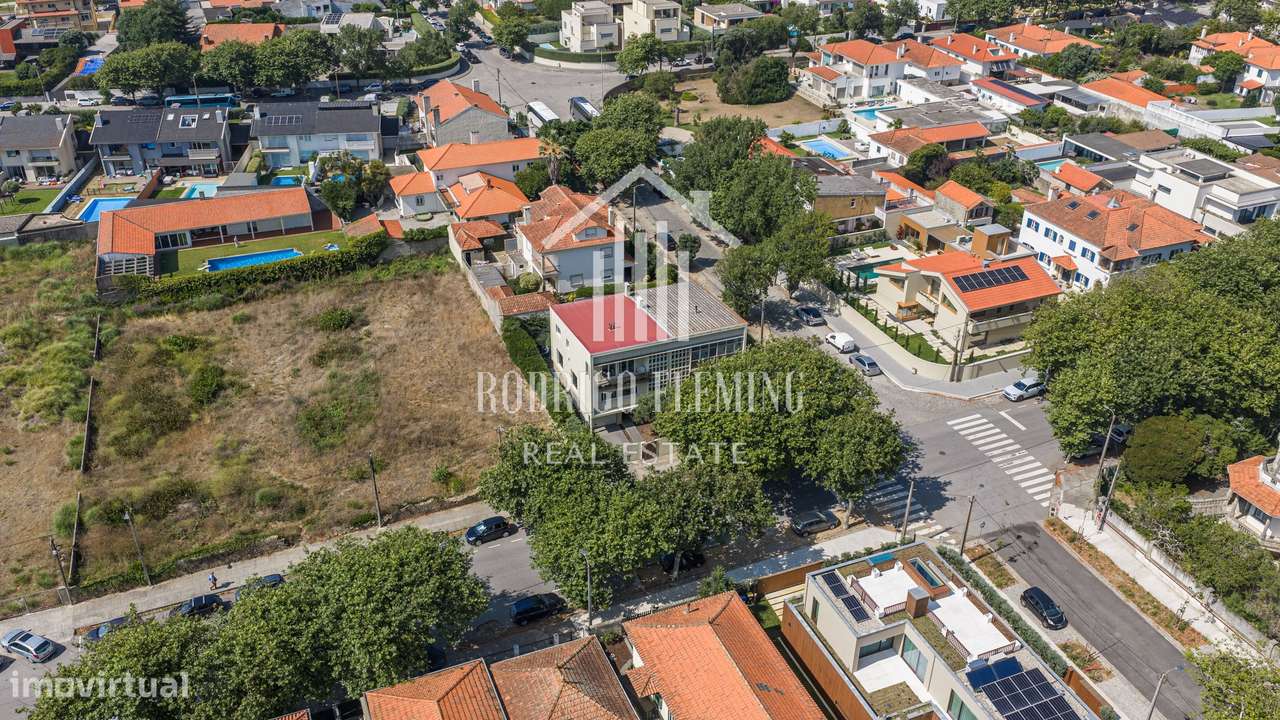 Moradia T4 com Jardim e Vista Mar - MIRAMAR-30