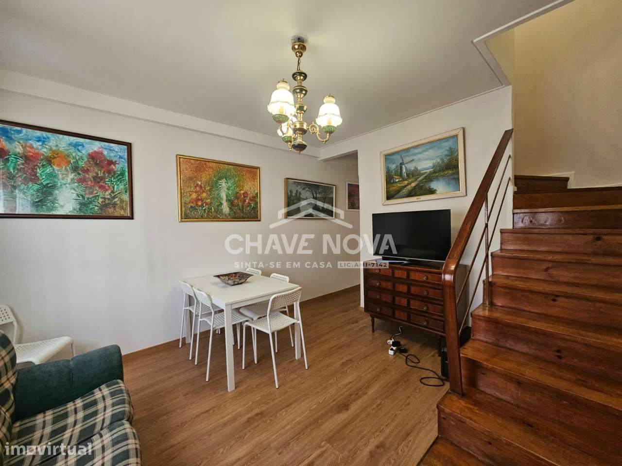 Moradia em Banda V3 em Mafamude (Estação de Metro “Câmara de Gaia”) - Grande imagem: 4/18