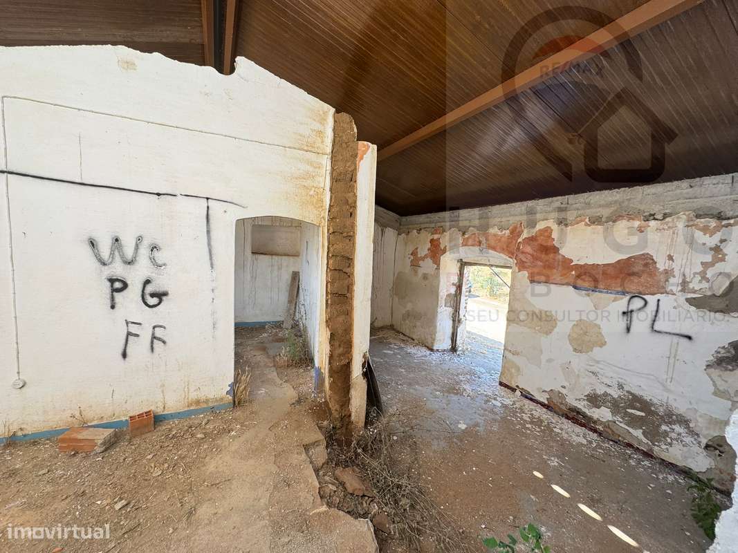 Quinta com 3000m² em Nossa Senhora de Machede-11