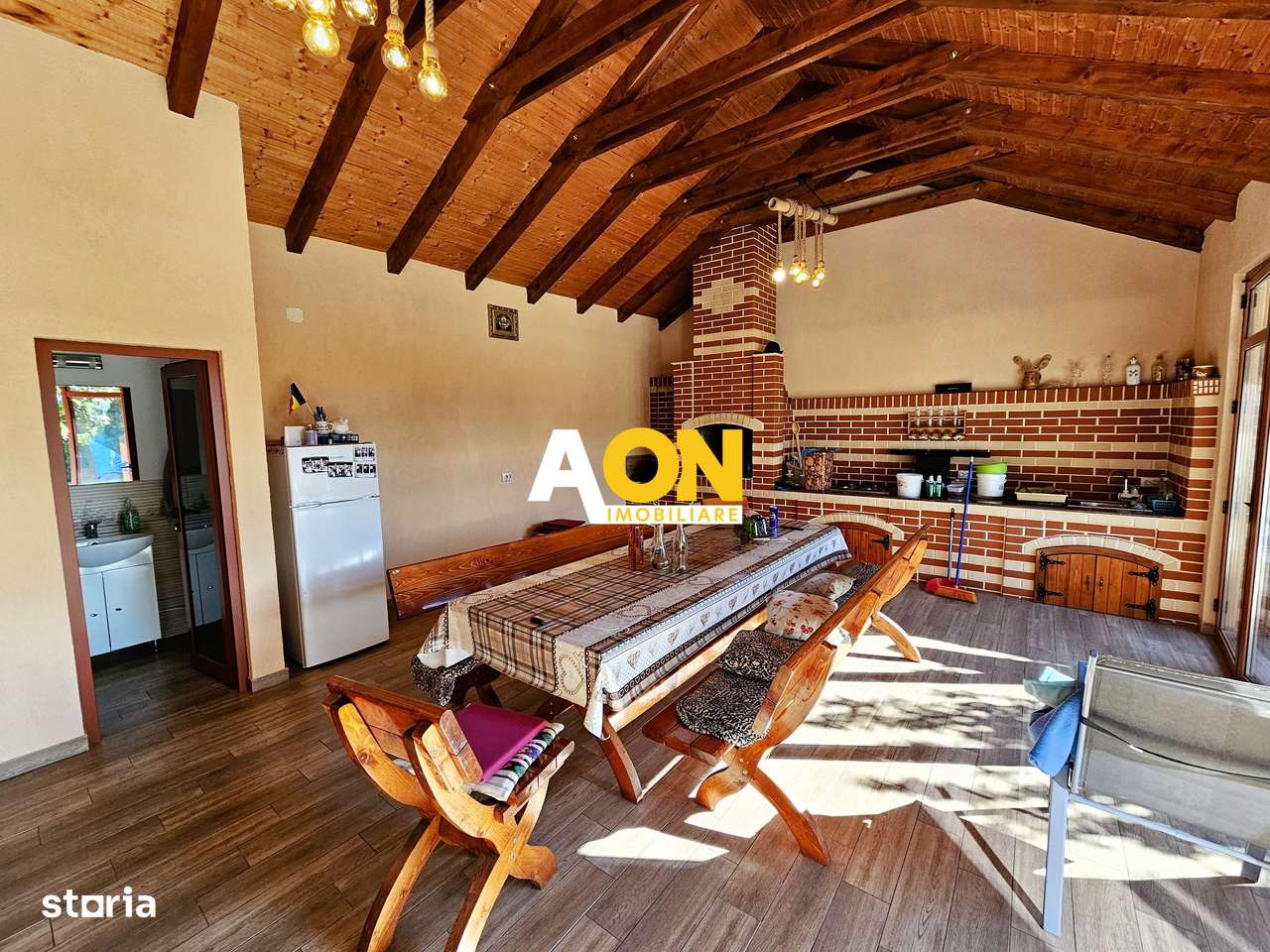 Casa renovata, 4 camere, 2 terase, mobilata, utilata, 568 mp teren - Imagine principală: 5/16