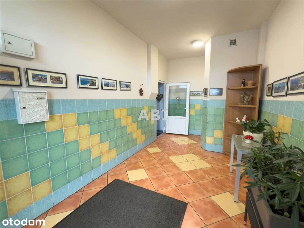 Kamienica po remoncie w centrum Chorzowa-11