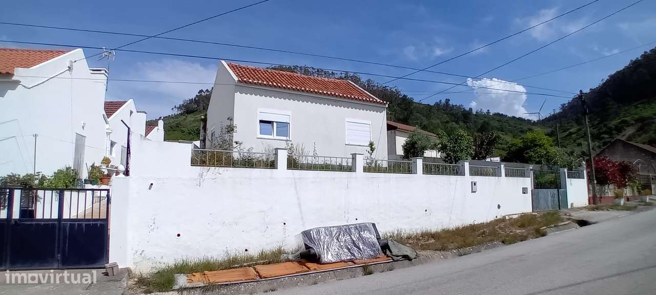 Moradia T4 em Lapaduços, Vila Verde dos Francos-23