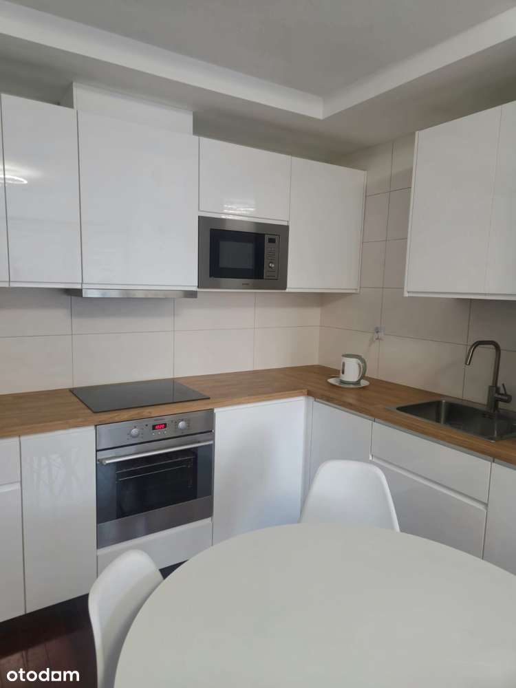 2- pokojowe  mieszkanie z balkonem i pełnym wyposażeniem.-2