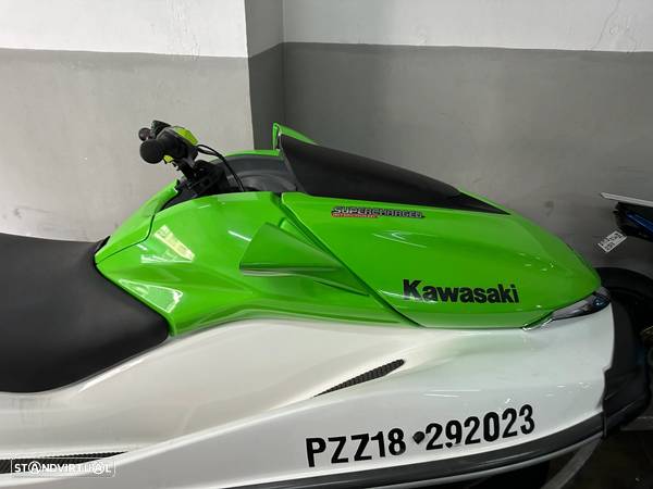 Kawasaki Ultra 240 - 4