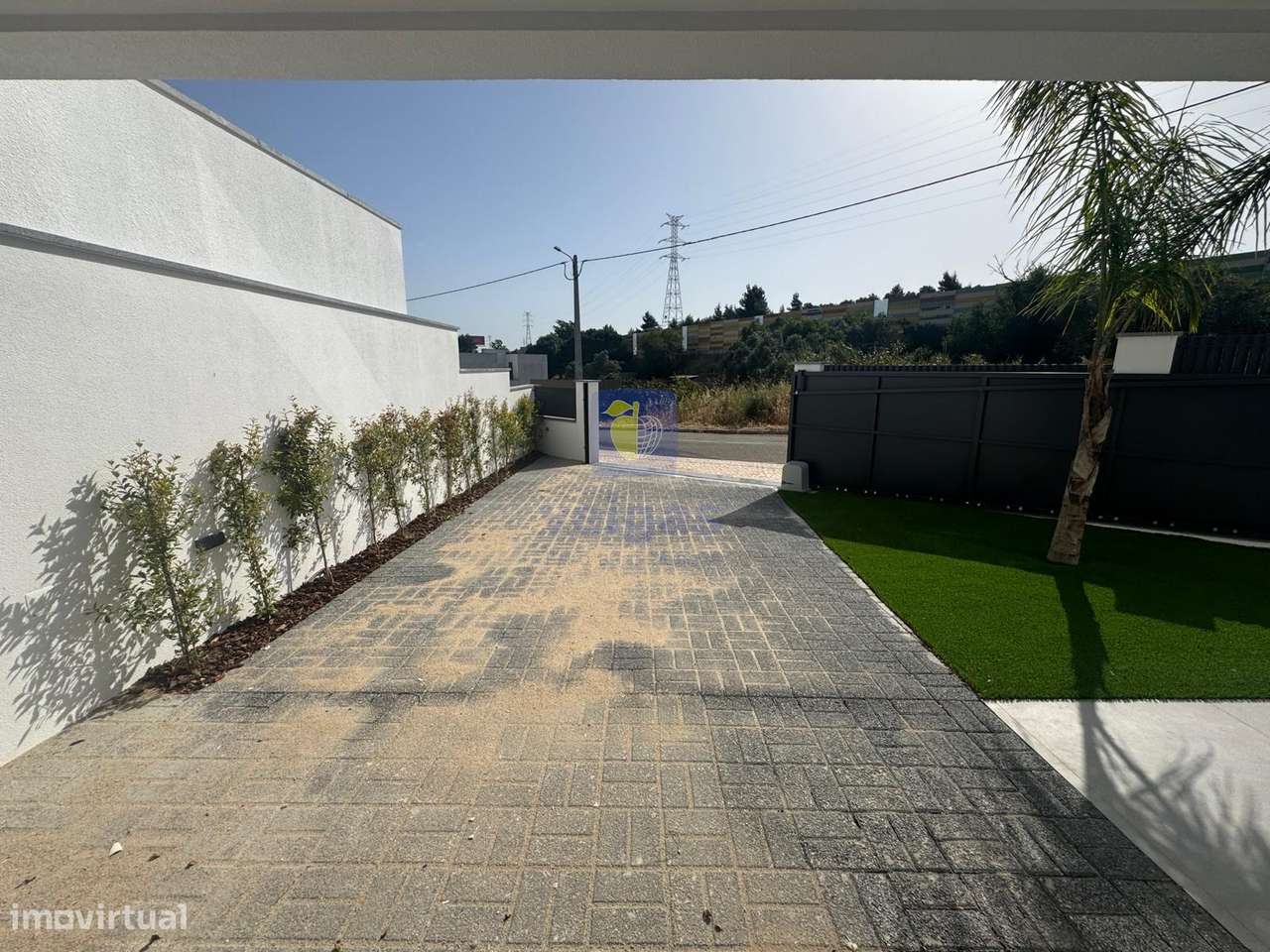 Moradia T4 C/ Piscina -  Bairro Primavera-20