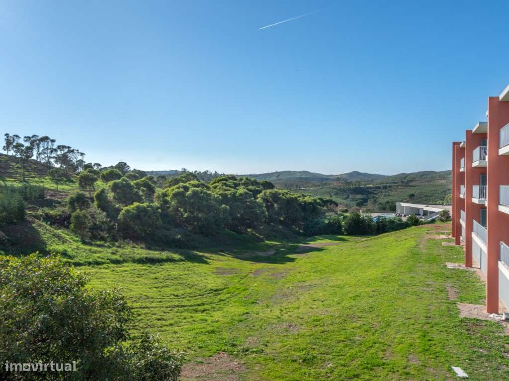 Apartamento T1 localizado no Algarve Race Resort, Portimão.-31