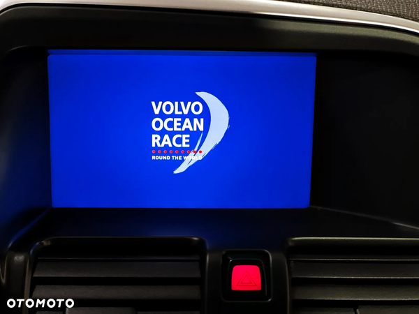 Volvo XC 60 T5 Ocean Race - 22