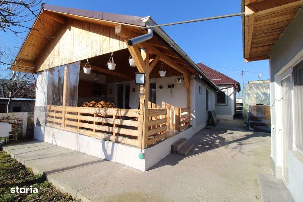 Vând casă P+Pod în Hunedoara, zona Piața Obor, teren 575mp, f.s. 15m - Imagine principală: 2/20